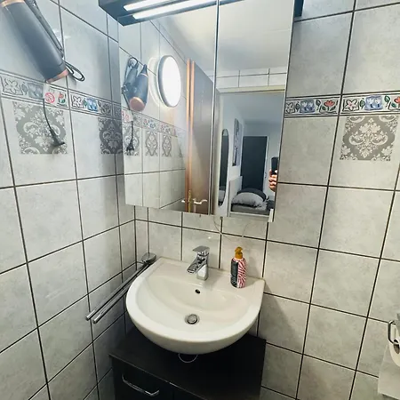 Privates Mit Doppelbett * Koblenz